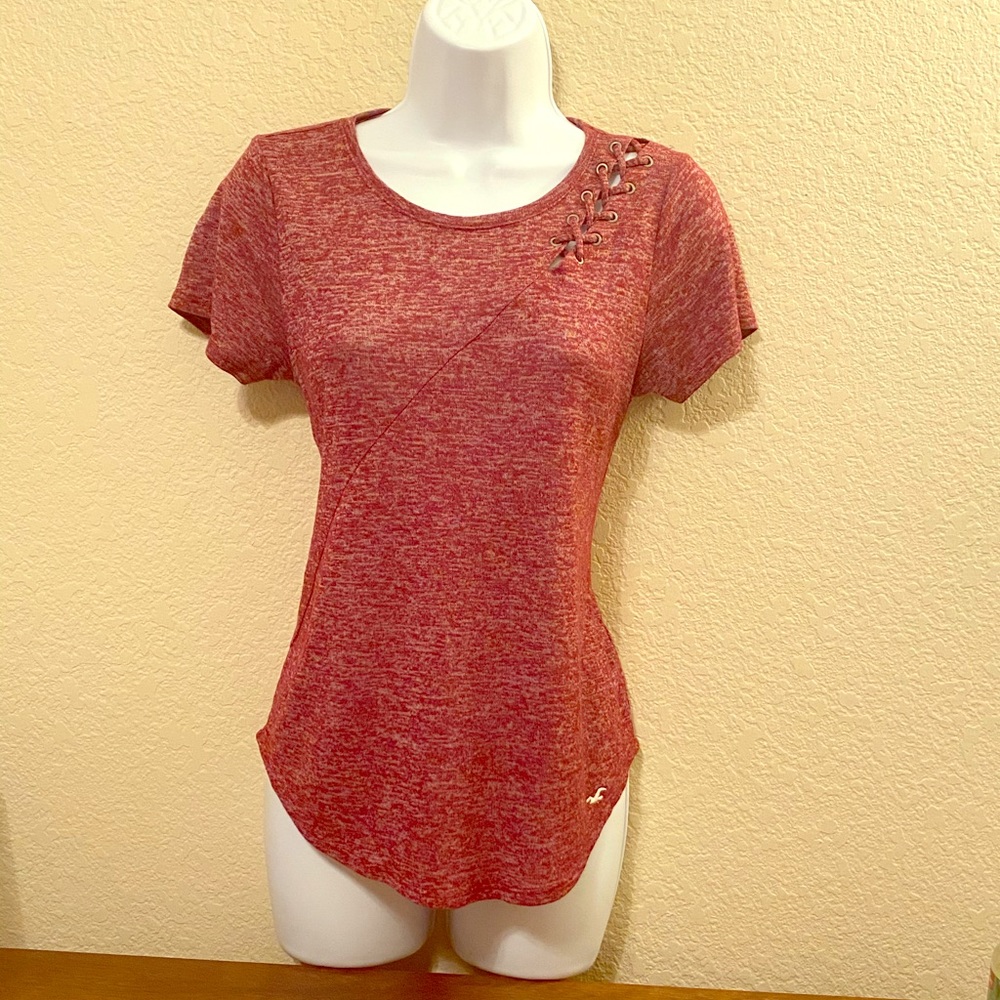✌️Hollister Must-Have Collection Top✌️